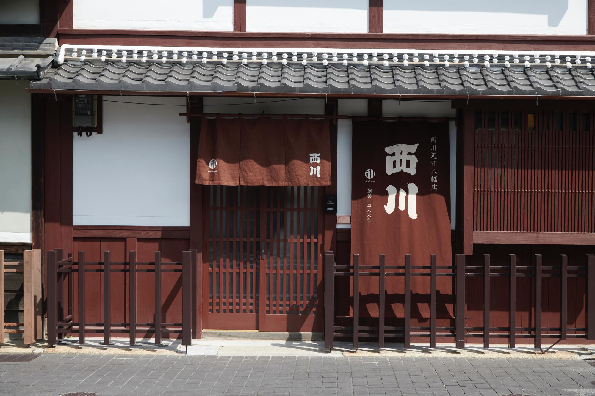 西川株式会社直営ショップ「西川近江八幡店」〜創業の地にふさわしい空間作り